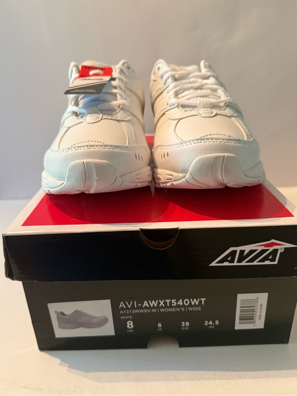 Avia White Women's Low-Top Athletic Sneakers Size 8 WIDE New In Box